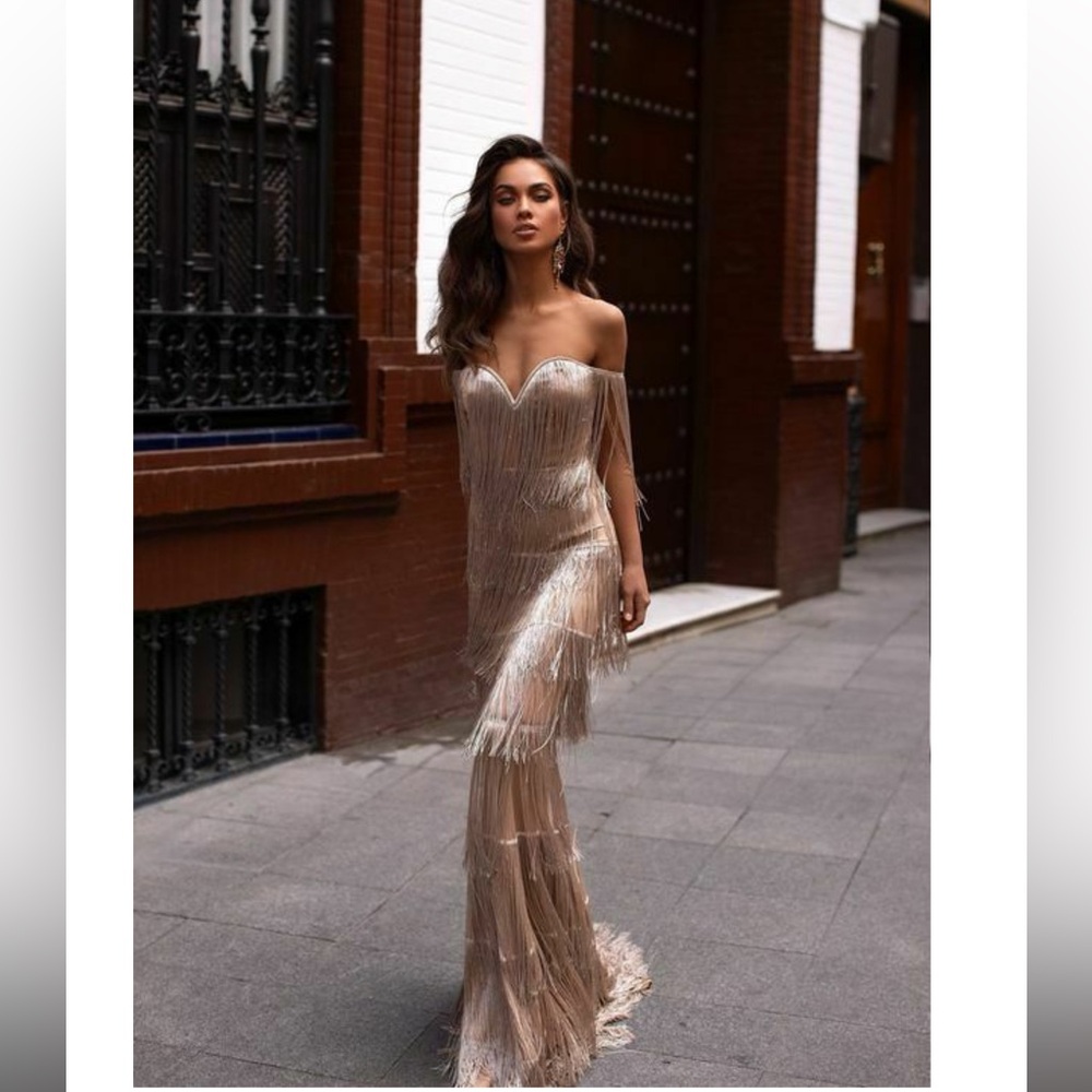 Alamour The Label Elvira Gown - Picture 2 of 13